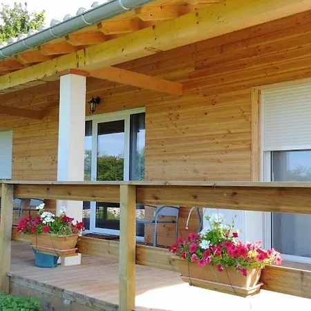 Dom wakacyjny Maisonnette Recente A La Campagne, Proche De Cahors *