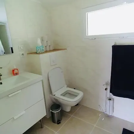 Maisonnette Recente A La Campagne, Proche De Cahors Dom wakacyjny