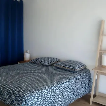 Maisonnette Recente A La Campagne, Proche De Cahors L'Hospitalet (Lot)